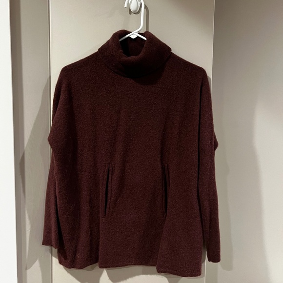 Cashmere Sweater - Picture 1 of 6